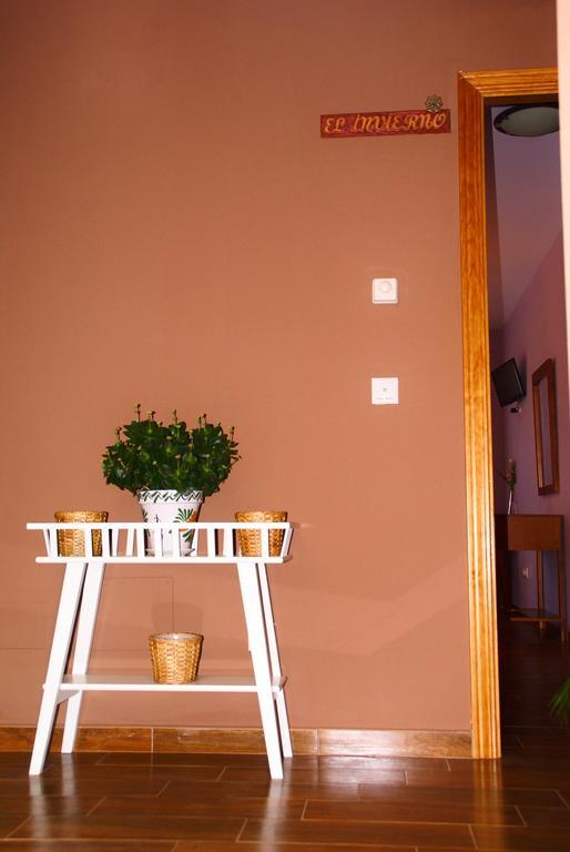 La Primavera Nuez Phòng bức ảnh